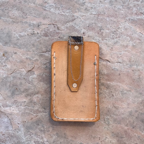 Handmade Artisan Mexican Cattle Auction Tag Cow Hide Phone Belt Loop Holder Case - Picture 3 of 4